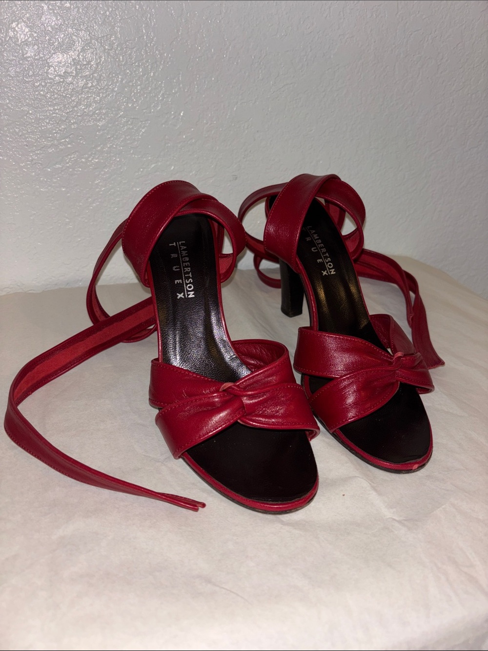 Lambertson Truex Italian red leather ankle tie pumps size 37